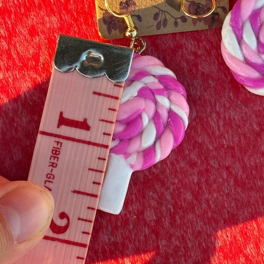 Polymer clay lollipop earrings - Picture 9 of 12